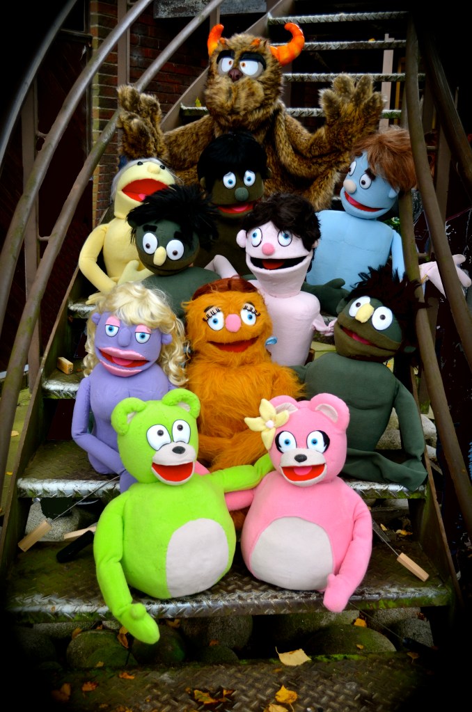 AVENUE Q PUPPETS